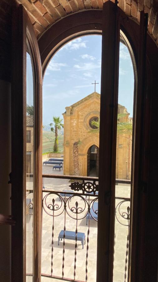 Castello Ducale Colonna Resort Ioppolo Giancaxio Dış mekan fotoğraf